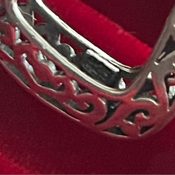 Vintage 925 Sterling Silver Shiny Heart Filigree Hoop Earrings - EG9551 - Picture 2 of 2